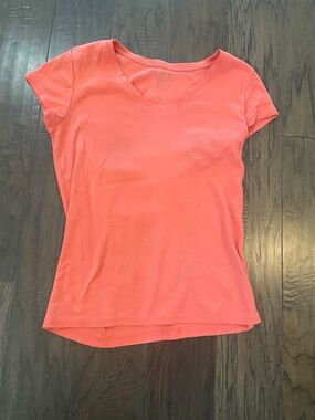 Kirklands Coral V-Neck Short Sleeve Tee
